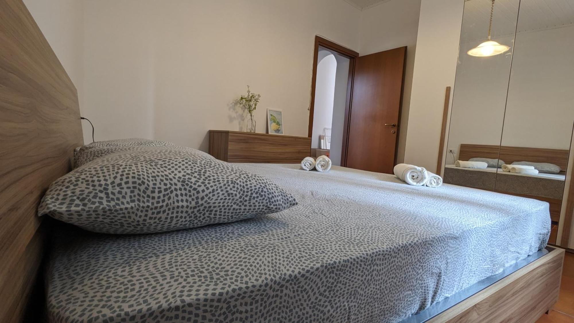 Lake Como Modern And Cozy Apt Live Like A Local Exterior photo